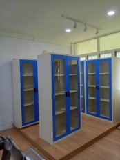 ตู้ 2 บานเปิดกระจกทรงสูง 3 ฟุต รุ่น LKO-2