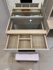 ชุดห้องนอน Kaira 200 ซม. (3 ชิ้น)