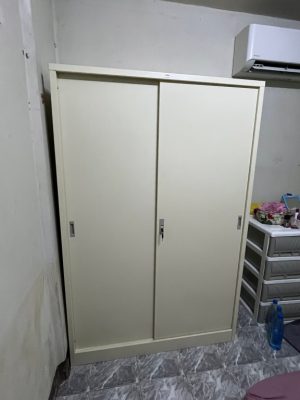 ตู้เสื้อผ้าบานเลื่อนทึบ 4 ฟุต รุ่น WS-424