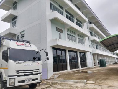 โต๊ะปฎิบัติการวิทยาศาสตร์ 2 ชั้น ส่ง โรงเรียนบ้านท่าโสม ต.ศรีสำราญ อ.น้ำโสม จ.อุดรธานี