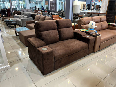 sofa jonny