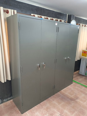 ตู้เอกสาร 2 บานเปิด มือจับชนิดบิด มีกุญแจล็อค รุ่น CB72/CB-72
