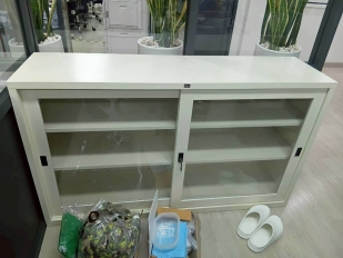 ตู้บานเลื่อนกระจก 5 ฟุต รุ่น SLG-5