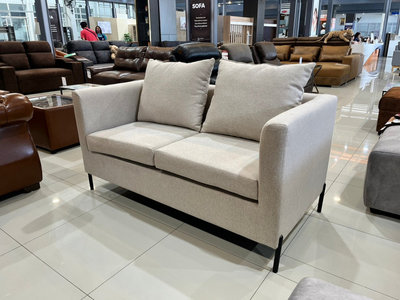 Sofa Latin