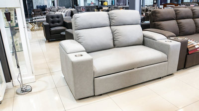 sofa jonny
