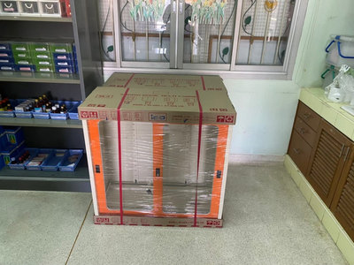 ตู้บานเลื่อนกระจก 3 ฟุต รุ่น SLG-3