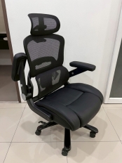 เก้าอี้ทำงานเพื่อสุขภาพ (Ergonomic Chair) รุ่น LUMO