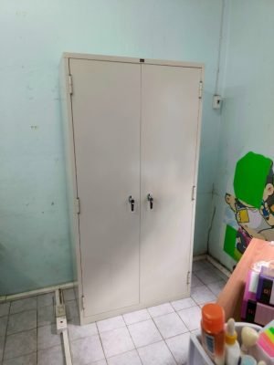ตู้เอกสาร 2 บานเปิด มือจับชนิดบิด มีกุญแจล็อค รุ่น LK-2