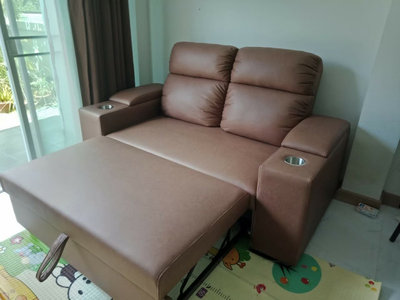 sofa jonny