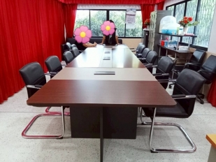 ชุดโต๊ะประชุม 10-12 ที่นั่ง รุ่น EMT-481