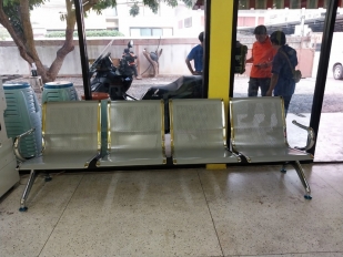 เก้าอี้แถว 4 ที่นั่ง แบบเหล็ก DGT4
